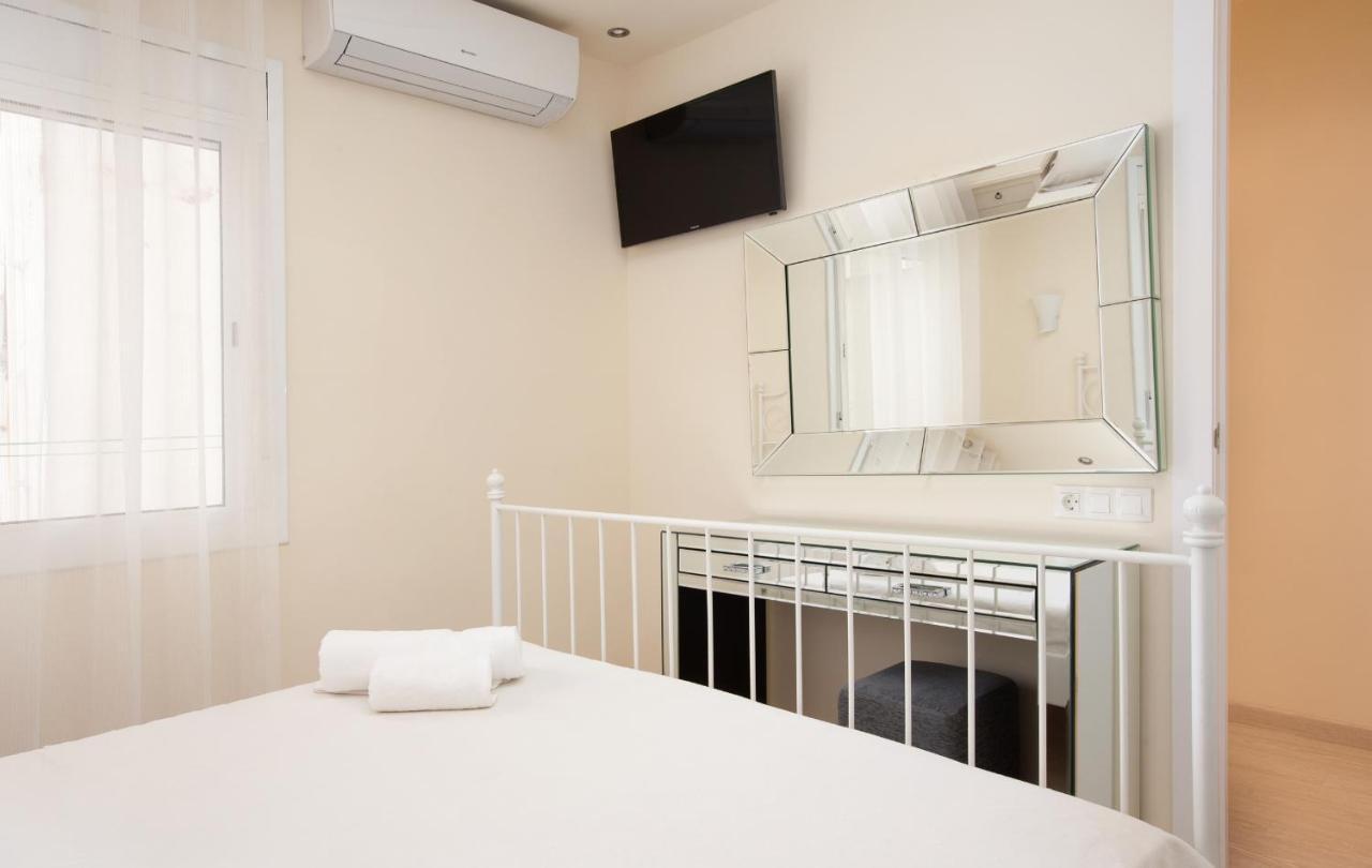 Barnapartments Rambla Cataluna Barcelona Ruang foto